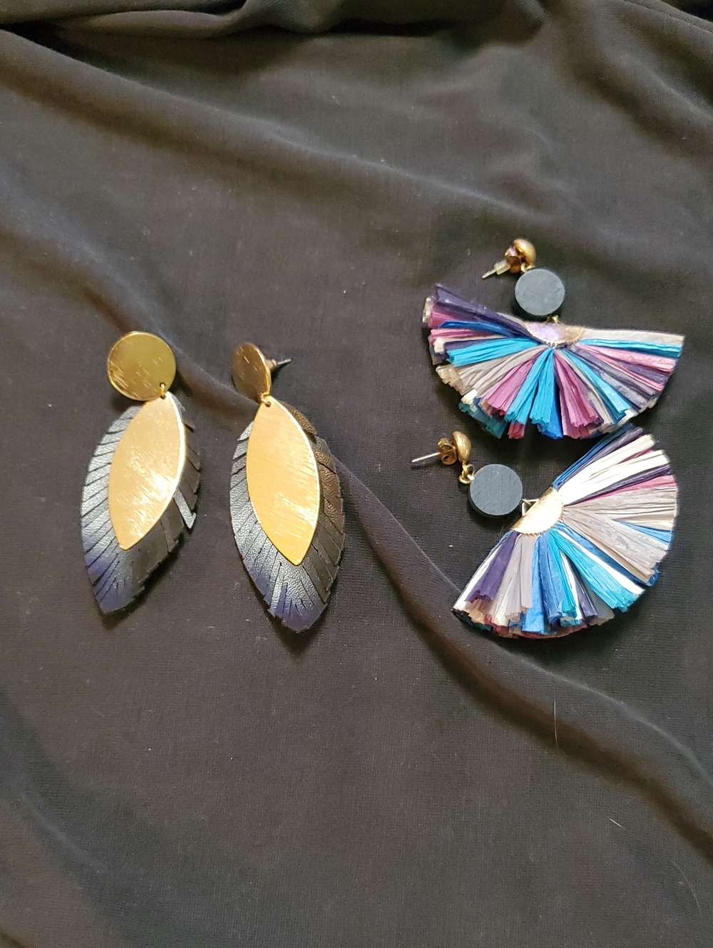 Bundle of 2 pair Earrings-Gold and Black Feather & Multi-color Fan Earrings
